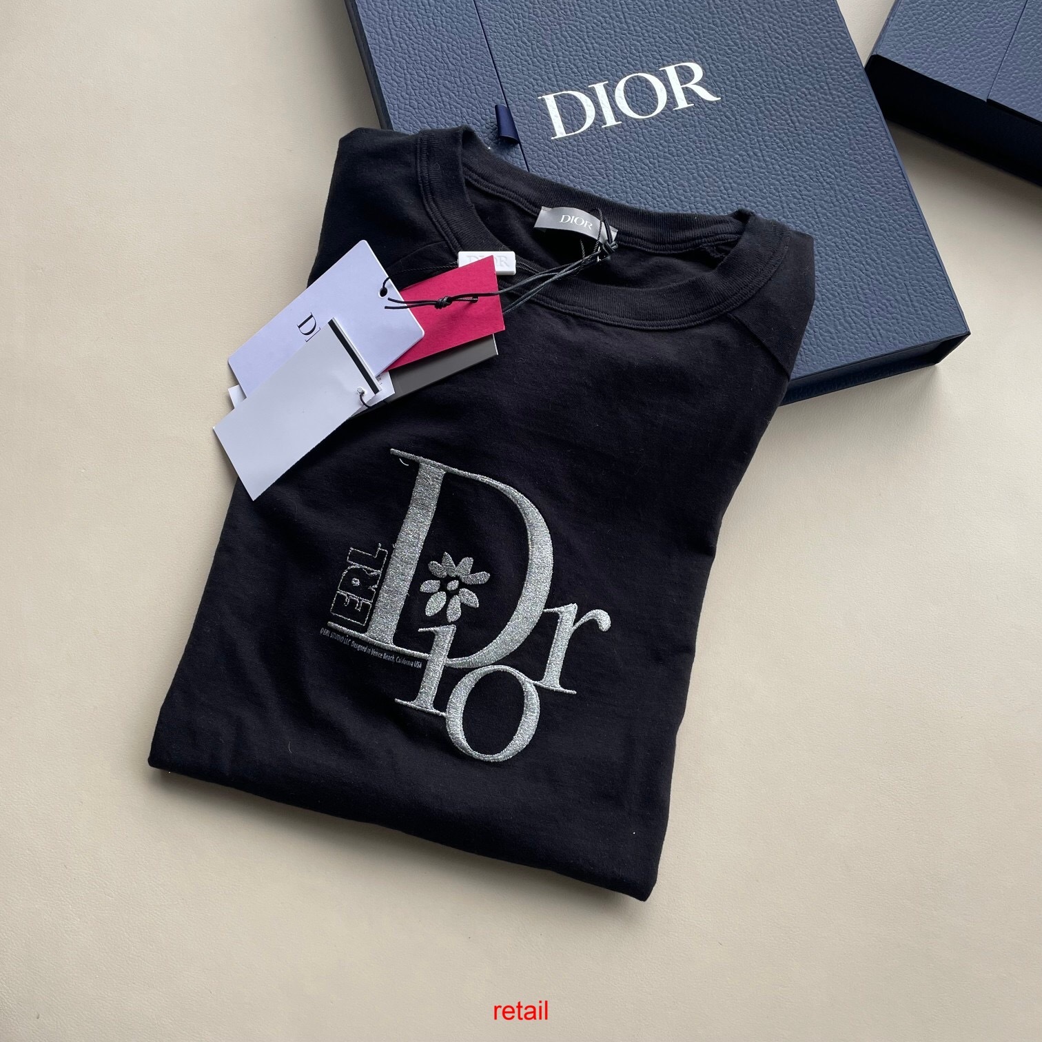 P238 Dior Letter-Embroidered T-Shirt - Black