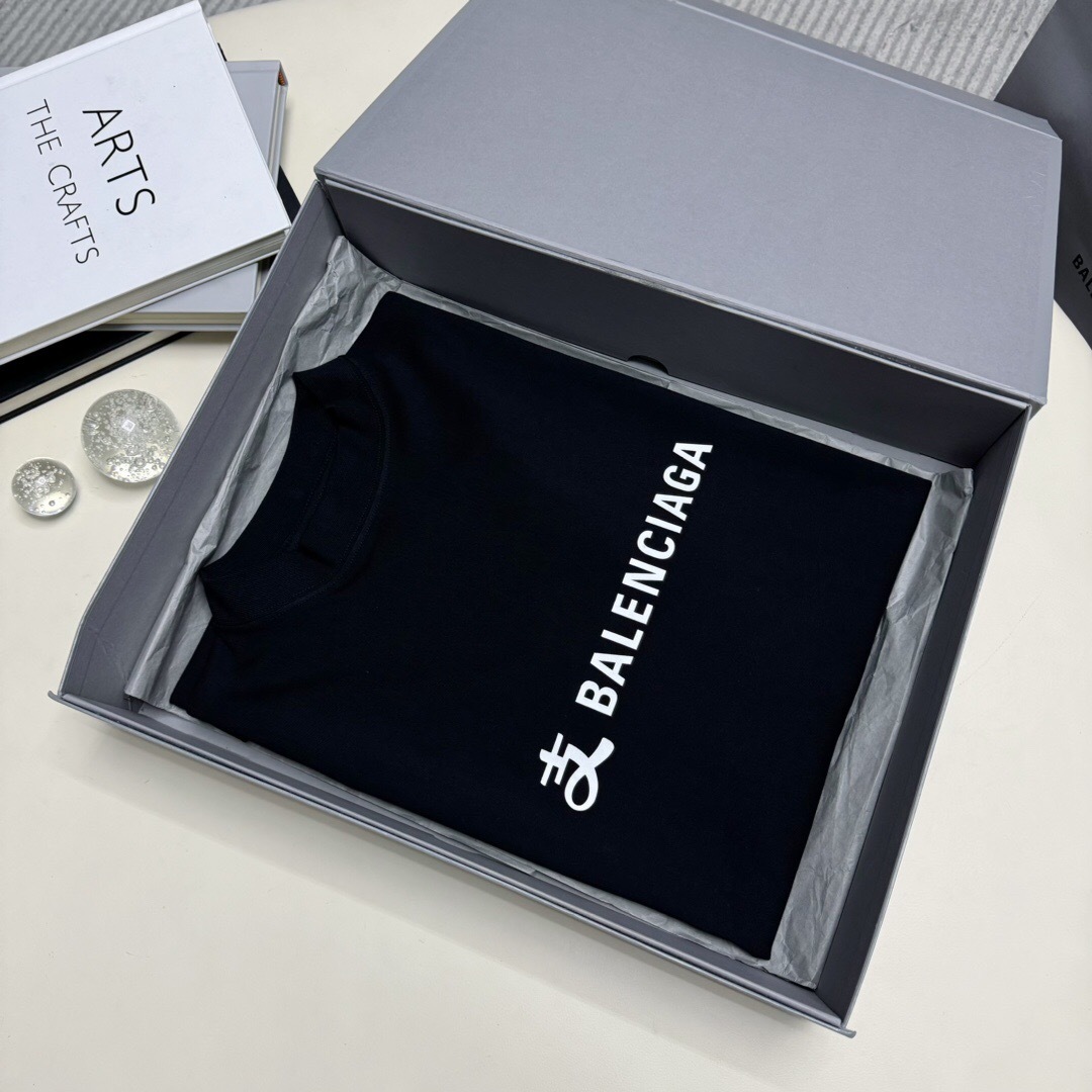 P219 Balenciaga Federation-Graphic T-Shirt - Black