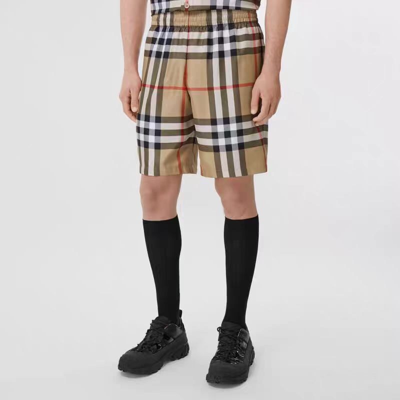 P309 Burberry Large-Check Shorts