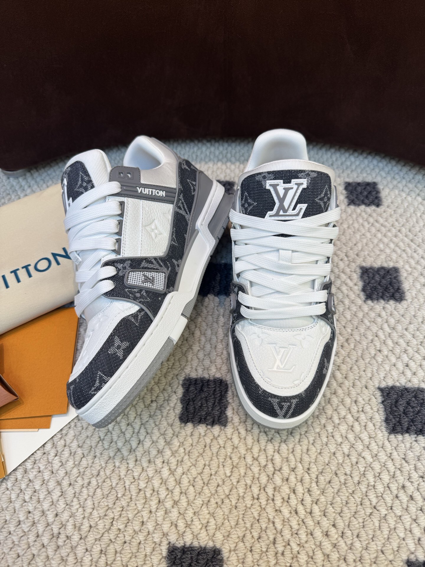 P699 Trainer Classic Sneakers - Denim Grey
