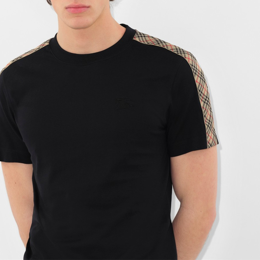 P229 Horse Embroidery Check Shoulder T-Shirt - Black