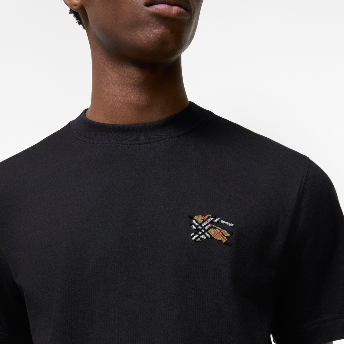 P219 Tufted Knight Logo T-Shirt - Black