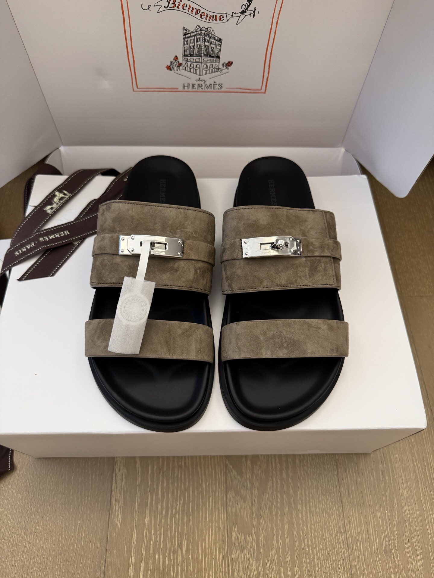 P619 Men's Kelly Buckle Sandals