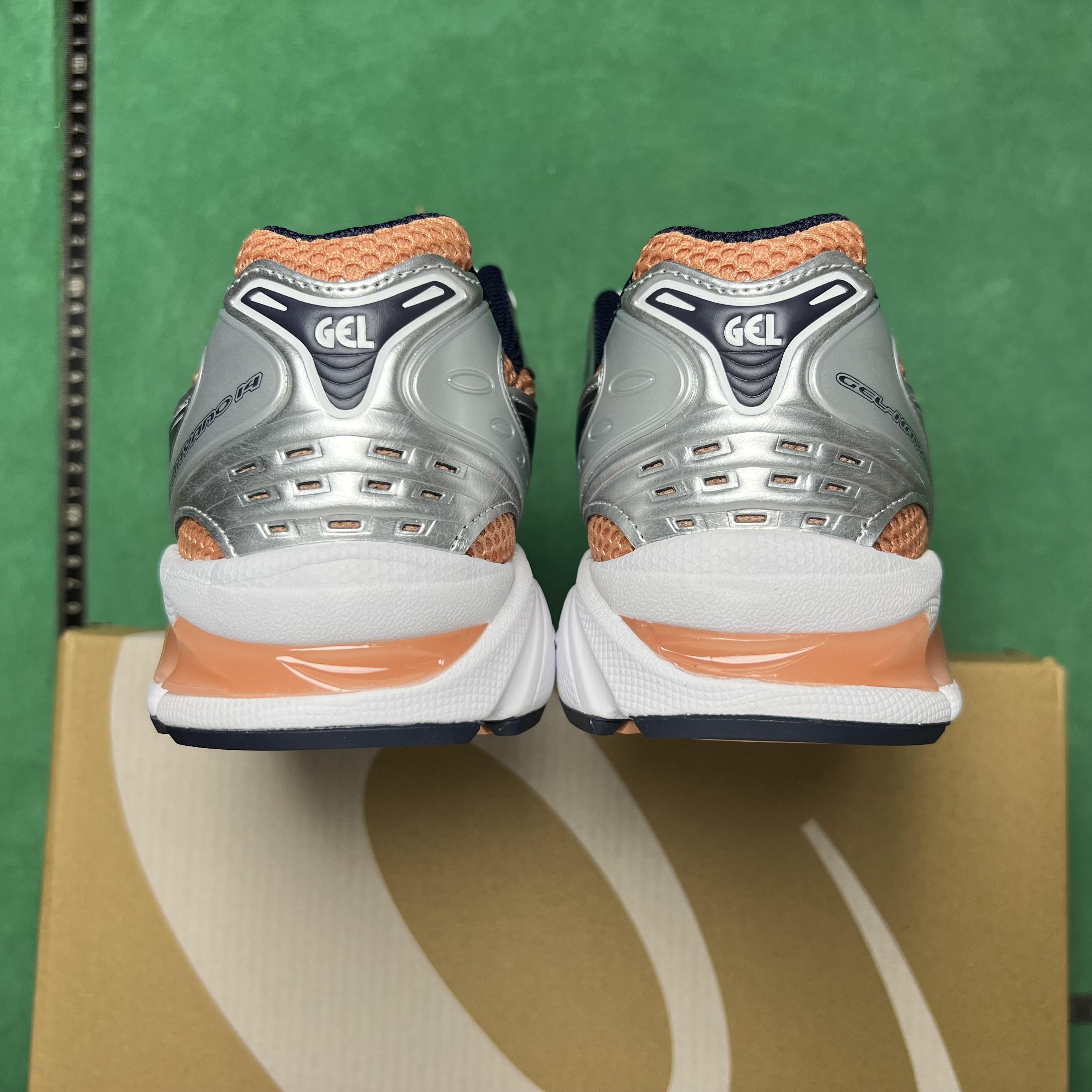 30$ TOP Batch Asics亚瑟士 K14 休闲运动鞋 ZL#1.1 · image 6