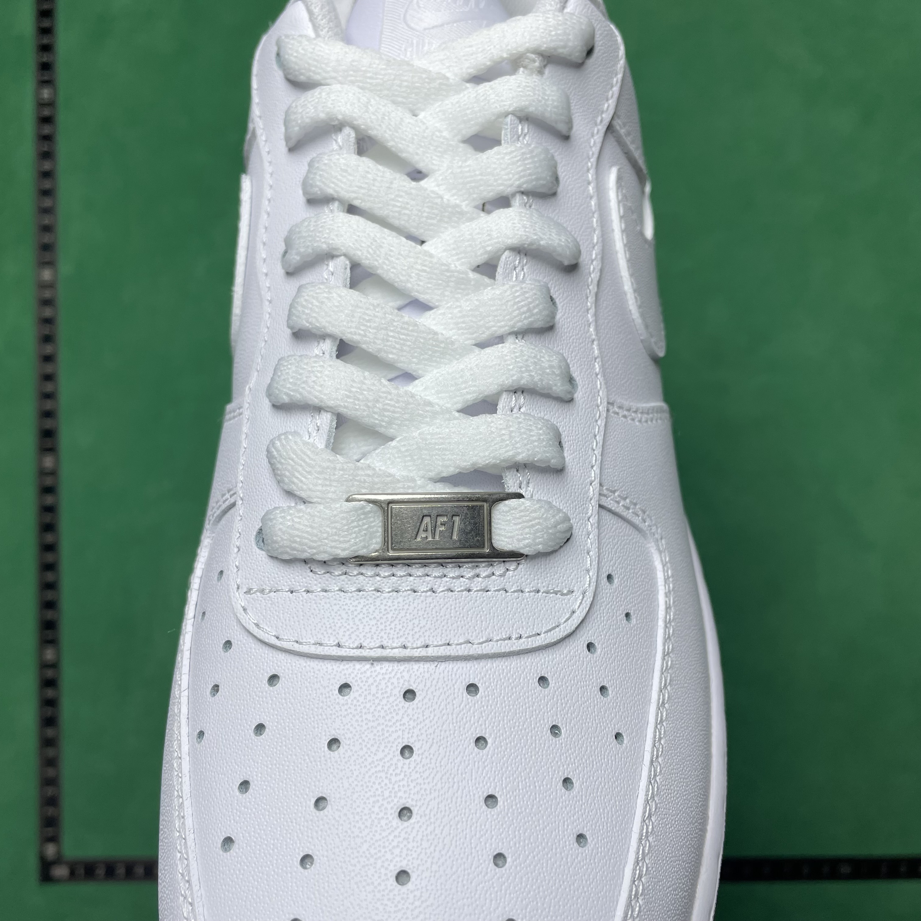 18$ DC Batch 空军一号 白色低帮 Air Force 1 AF1 35.5-47.5  ZL#1.7 · image 12