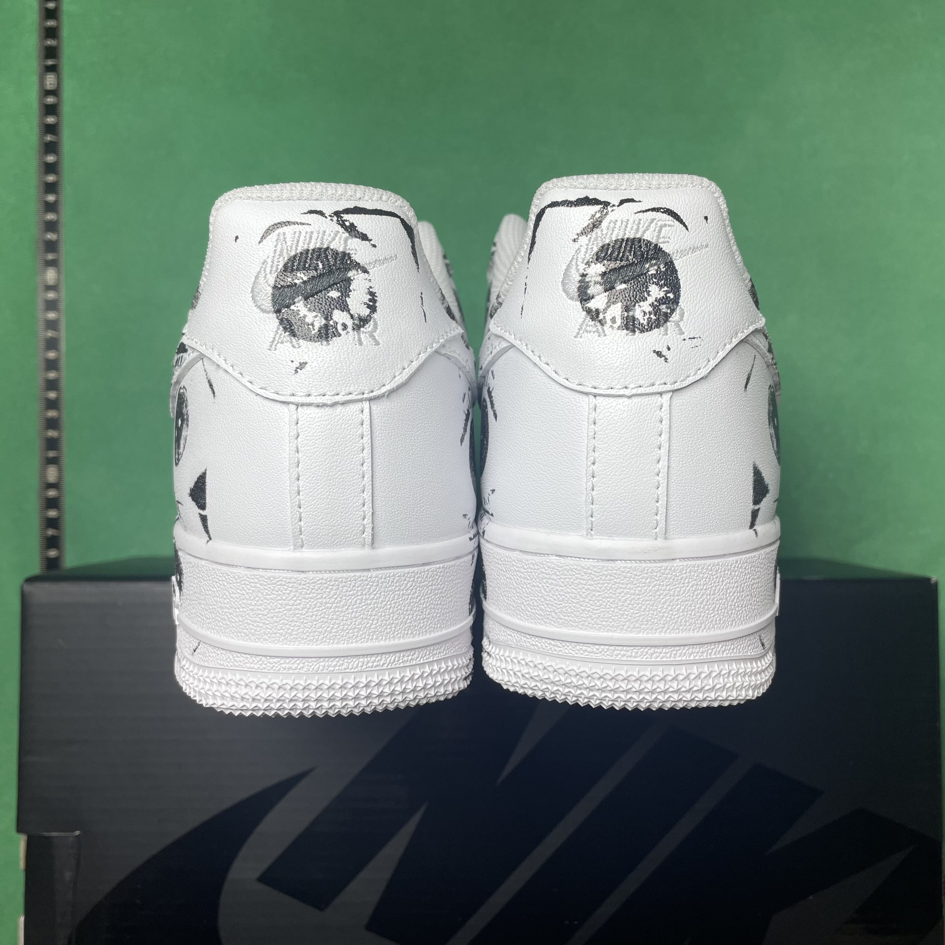 23$ DC Batch CDG x Supreme x Nike Air Force 1 Supreme Comme des Garcons Shirt 皮革 圆头系带  板鞋 男款 白黑#1.6 · image 16