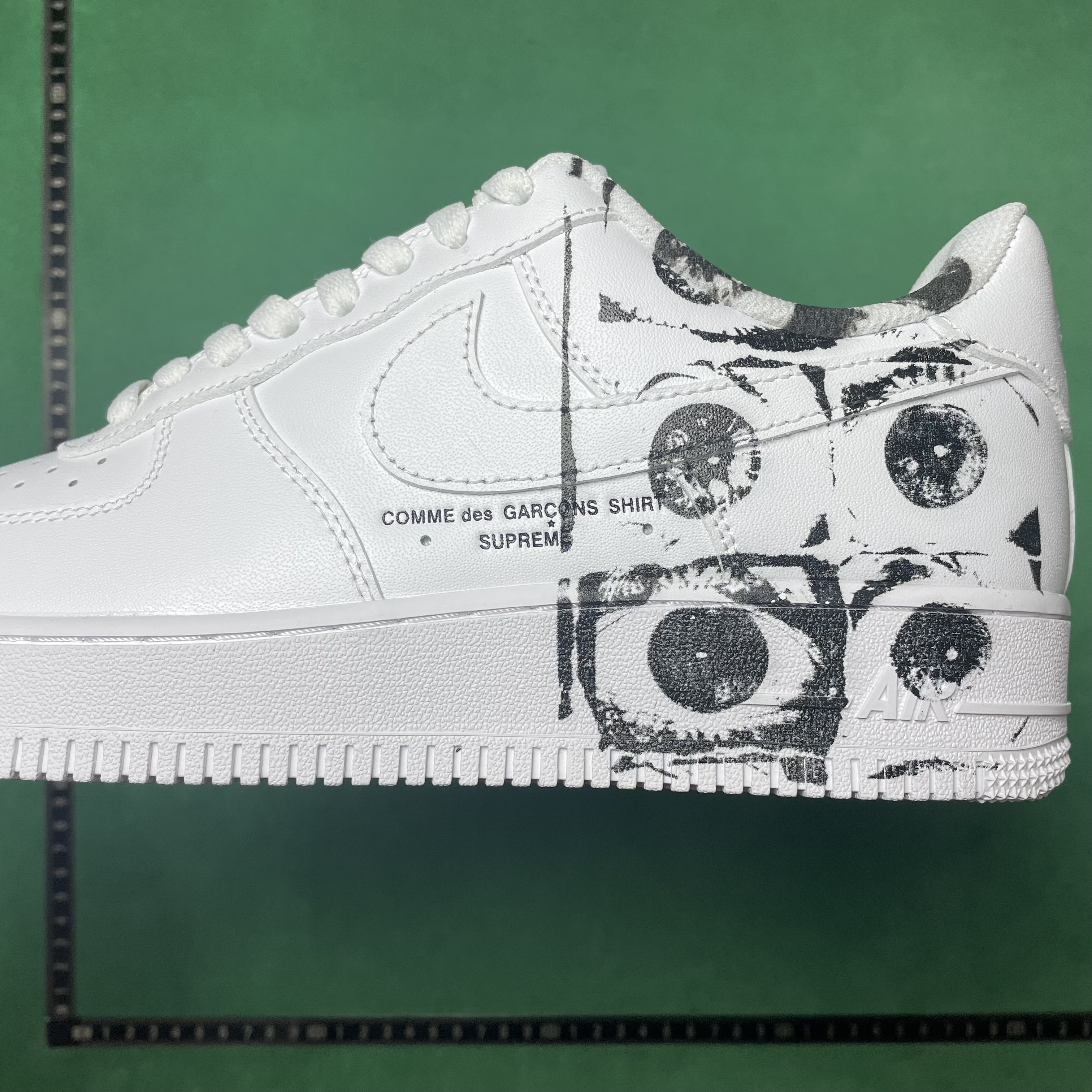 23$ DC Batch CDG x Supreme x Nike Air Force 1 Supreme Comme des Garcons Shirt 皮革 圆头系带  板鞋 男款 白黑#1.6 · image 11