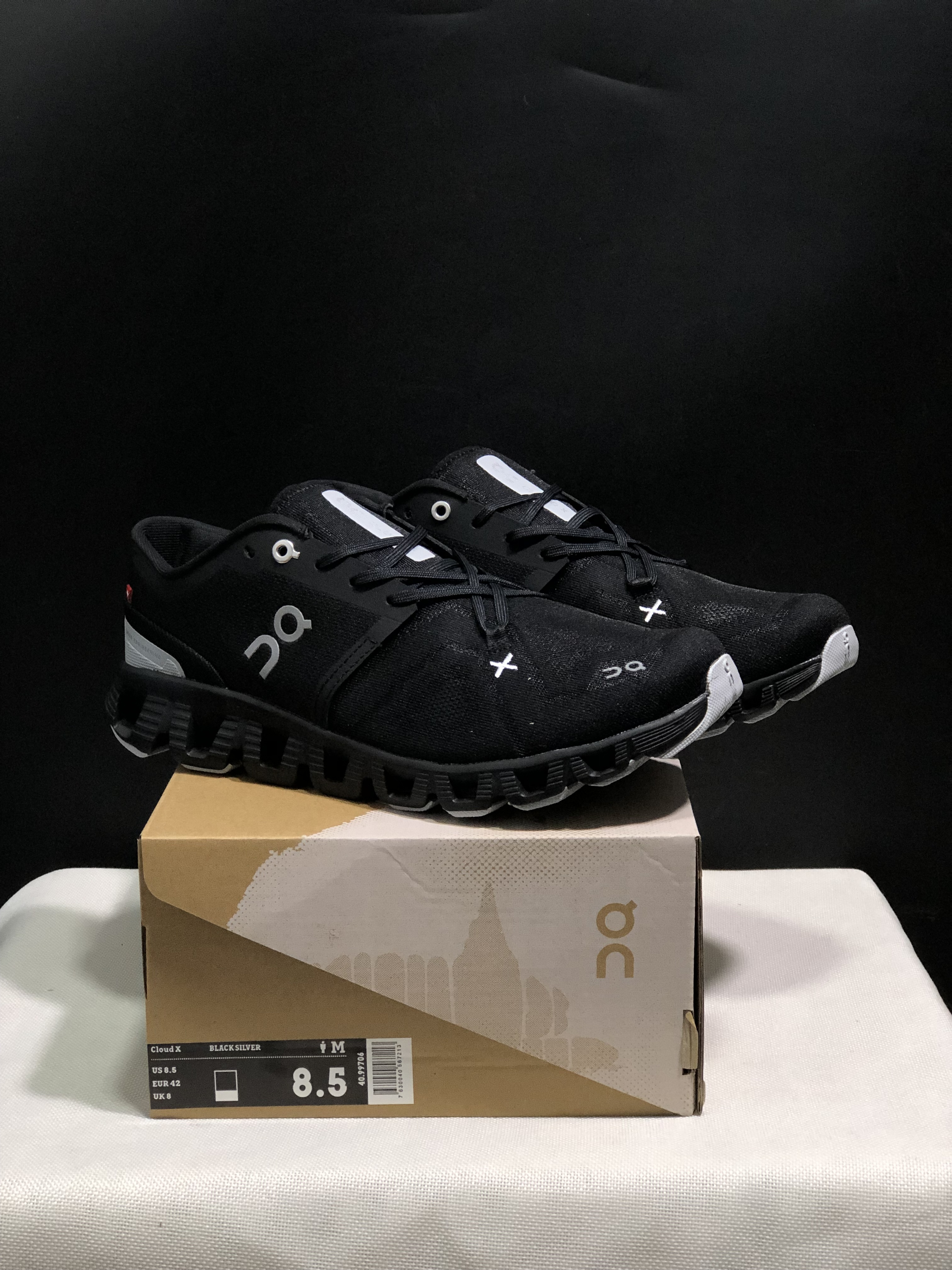 On Cloud X3 Running Shoes - Black/White - Size 36–45