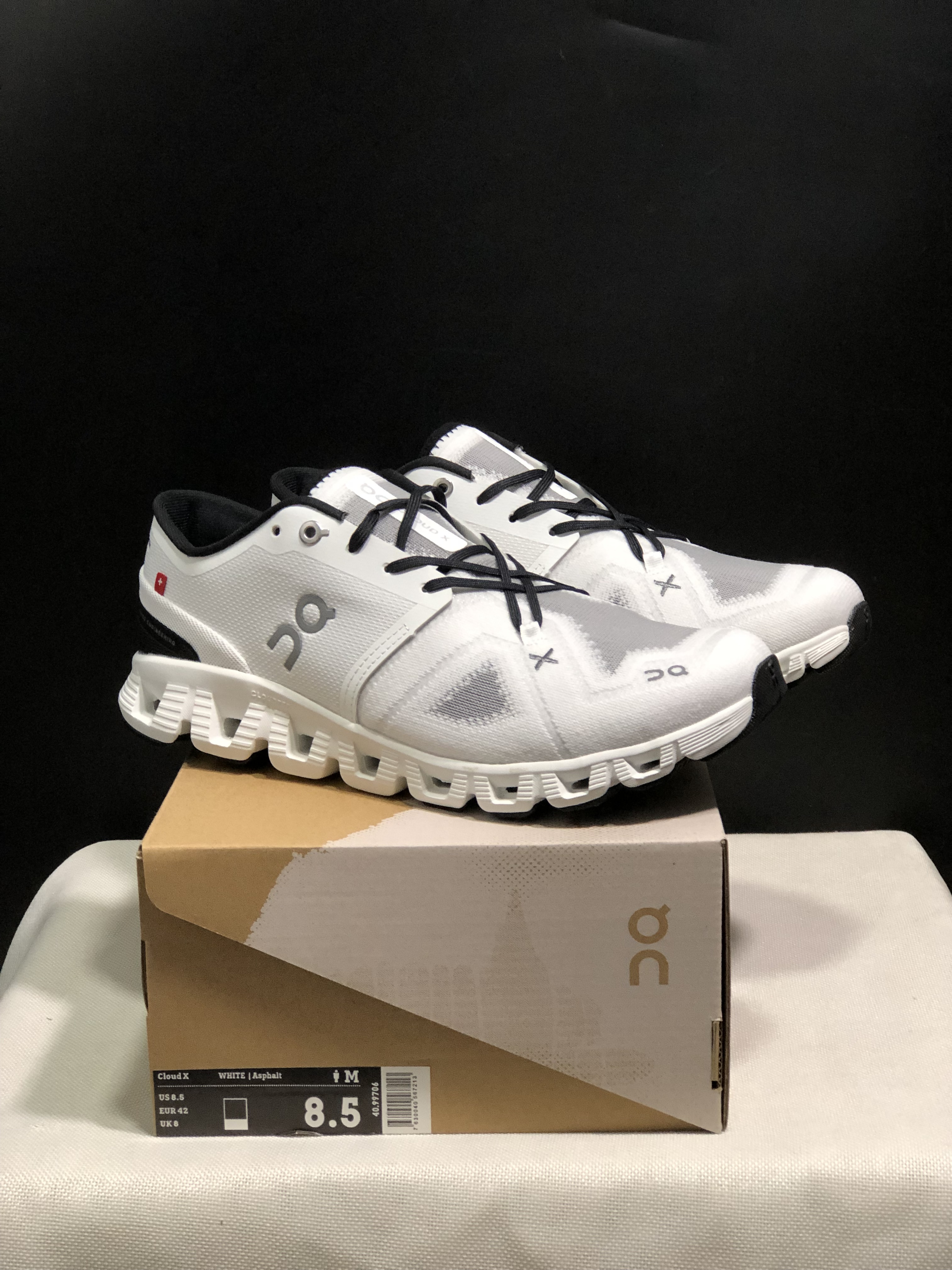 On Cloud X3 Running Shoes - White/Black - Size 36–45