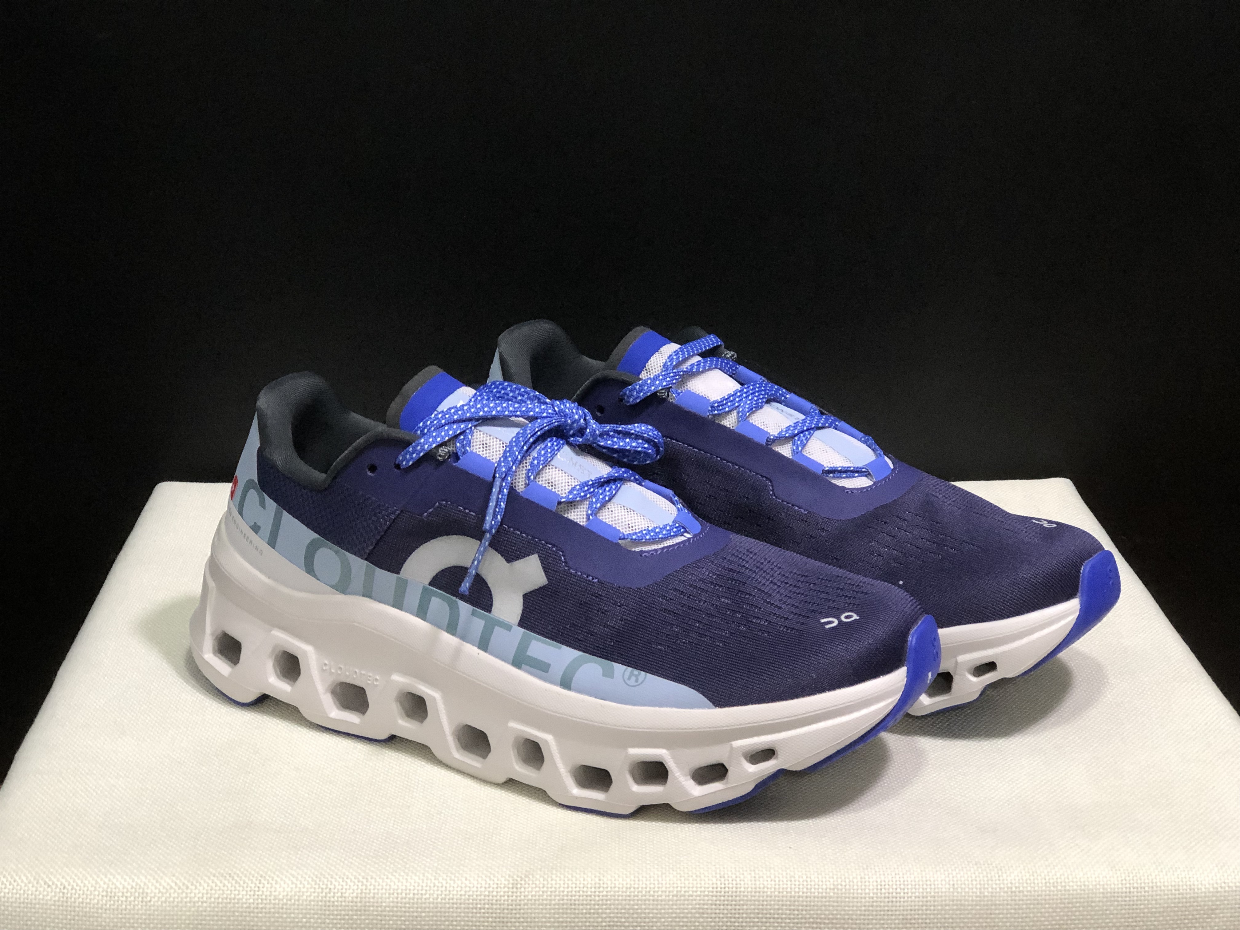 On Cloudmonster - Acai - Size 36–45