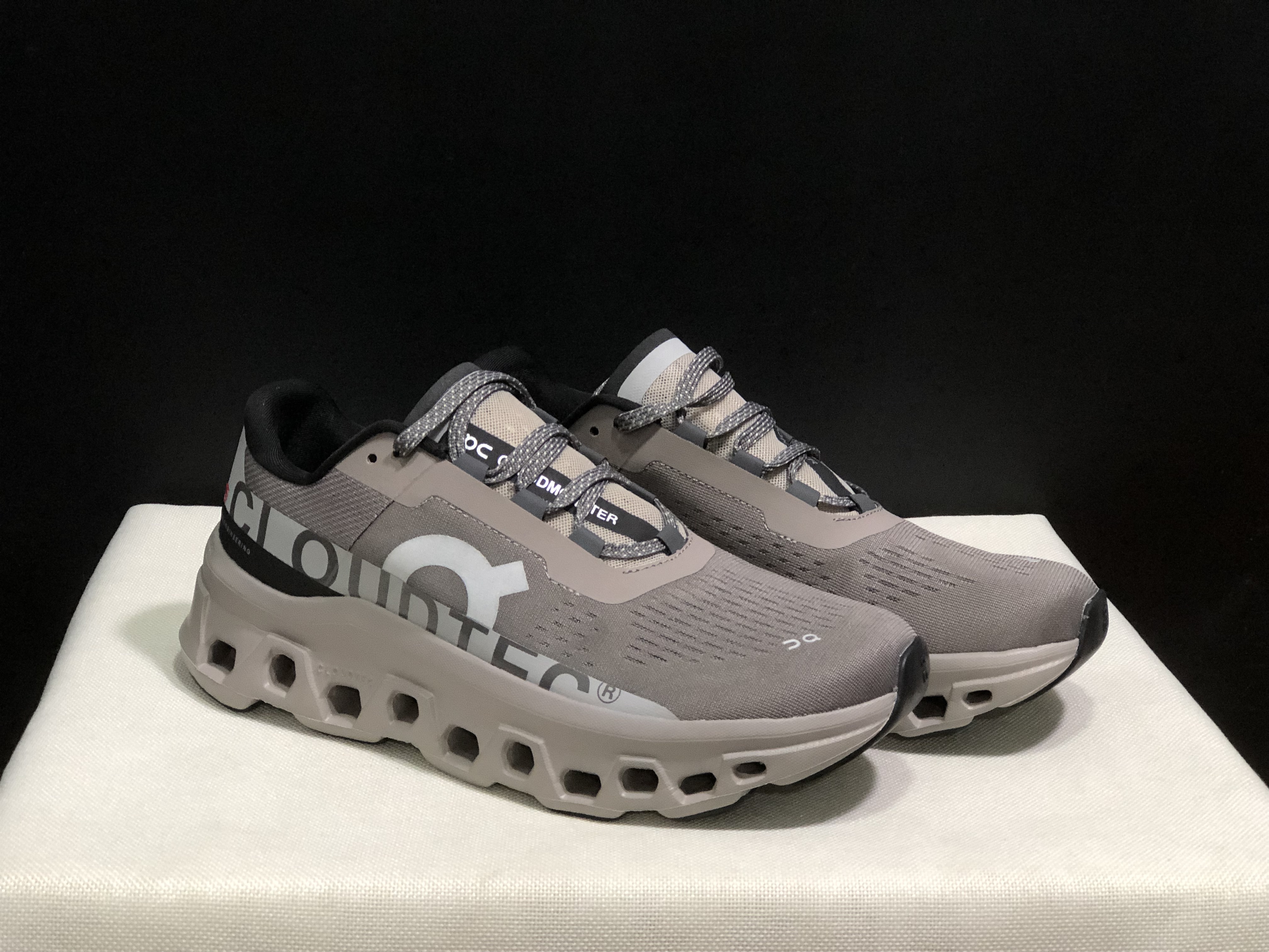 On Cloudmonster - Graphite Grey - Size 36–45