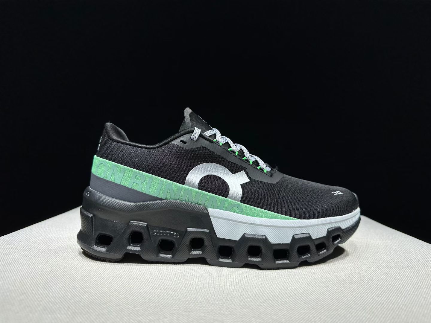 On Cloudmonster 2 - Black/Green - Size 36–45