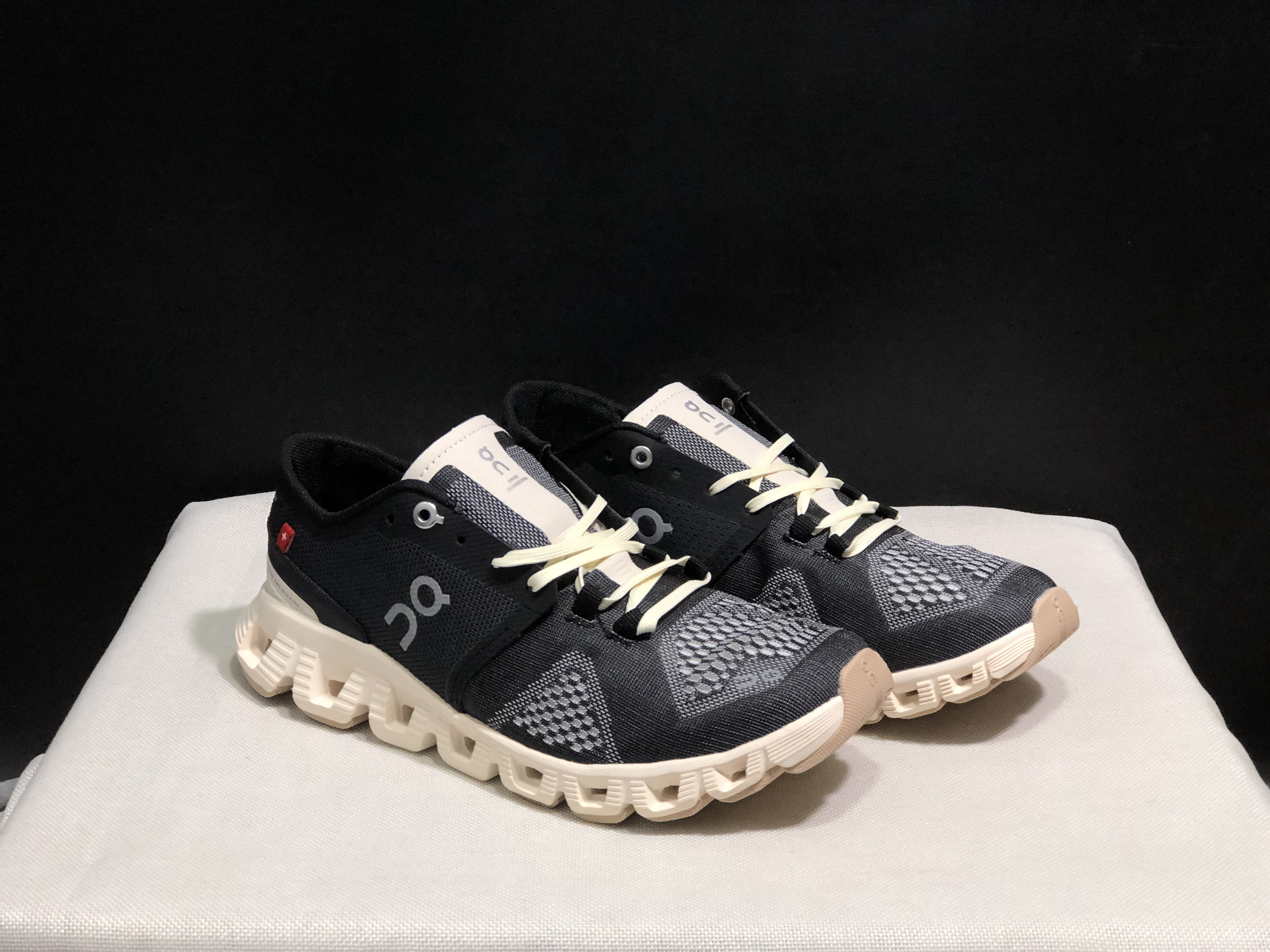On昂跑 Cloud X1t 多功能 跑步鞋36-45码 · image 14