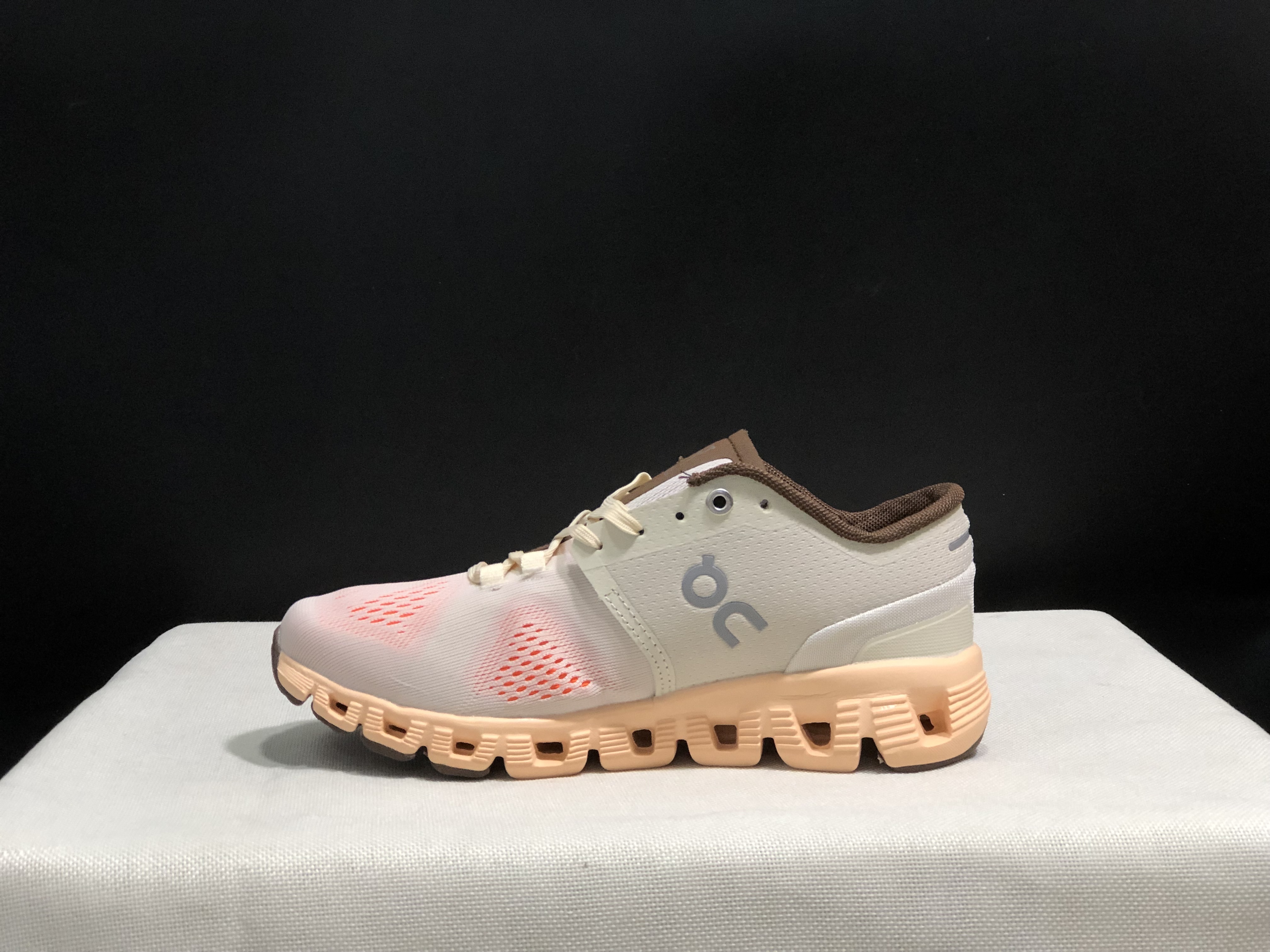 On昂跑 Cloud X1多功能 跑步鞋36-45码 · image 7