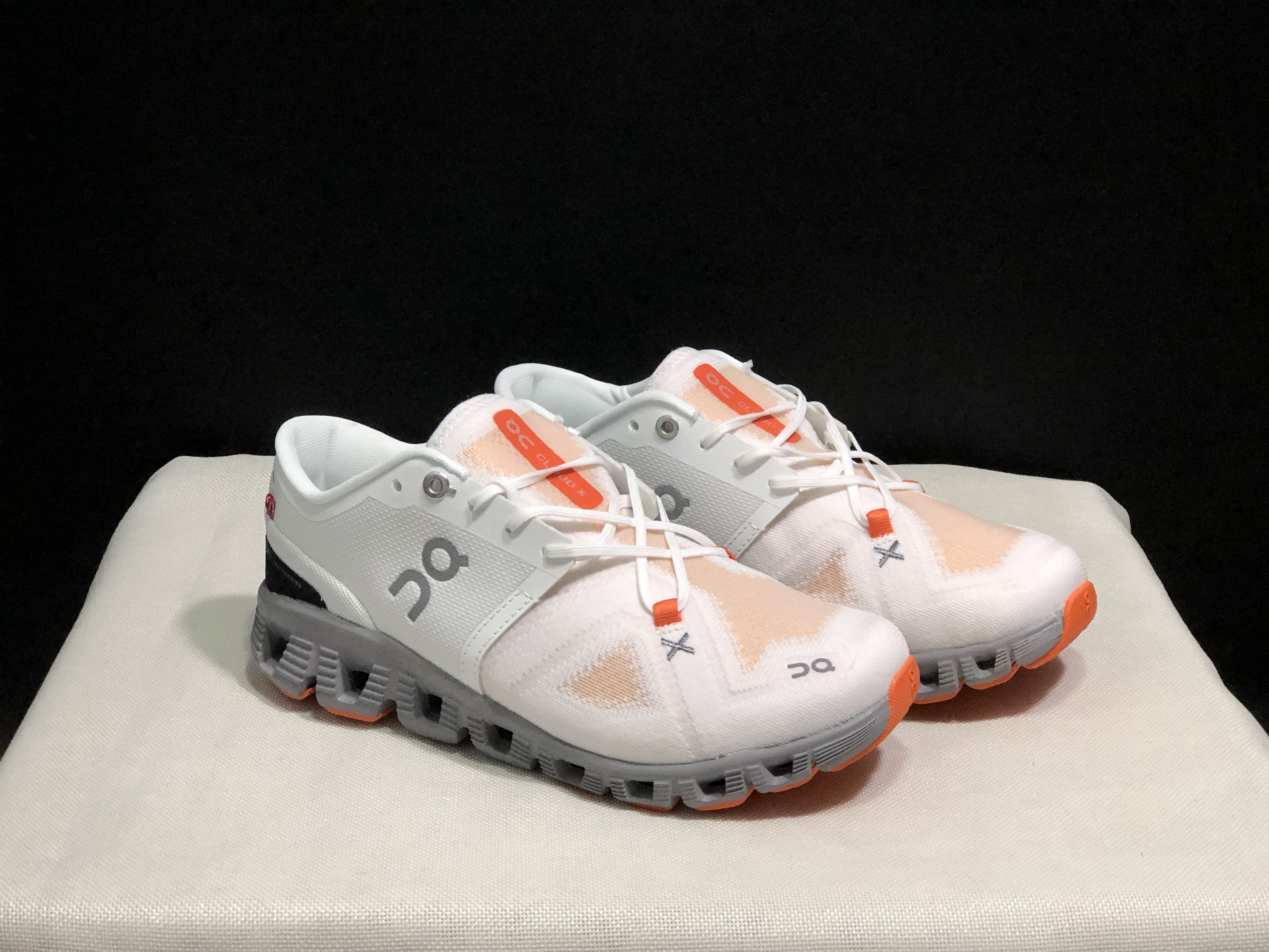 On昂跑 Cloud X3 象牙白灰 跑步鞋36-45 · image 6