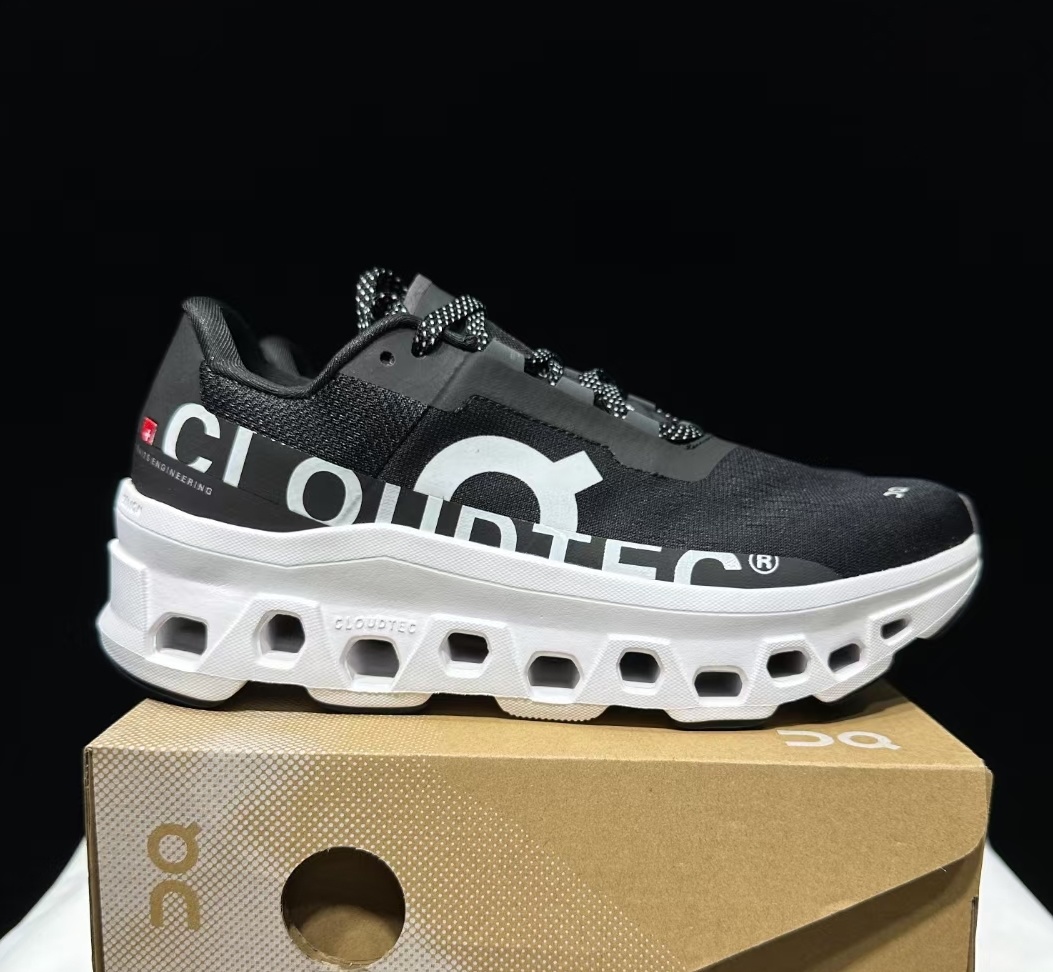 ON Cloudmonster 小怪兽一代黑白36-45 · image 10