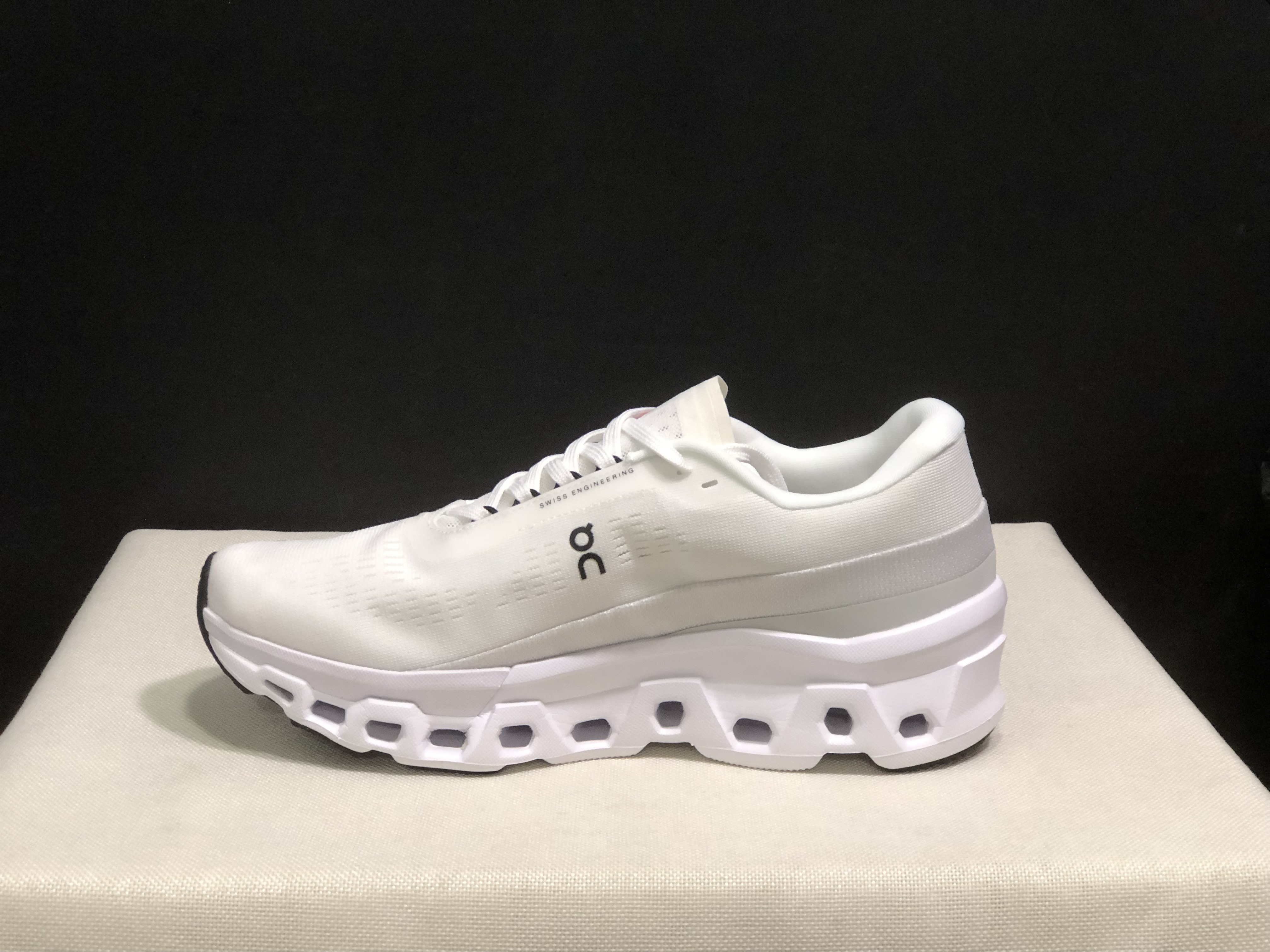 ON Cloudmonster 2小怪兽二代奥运联名36-45 · image 6