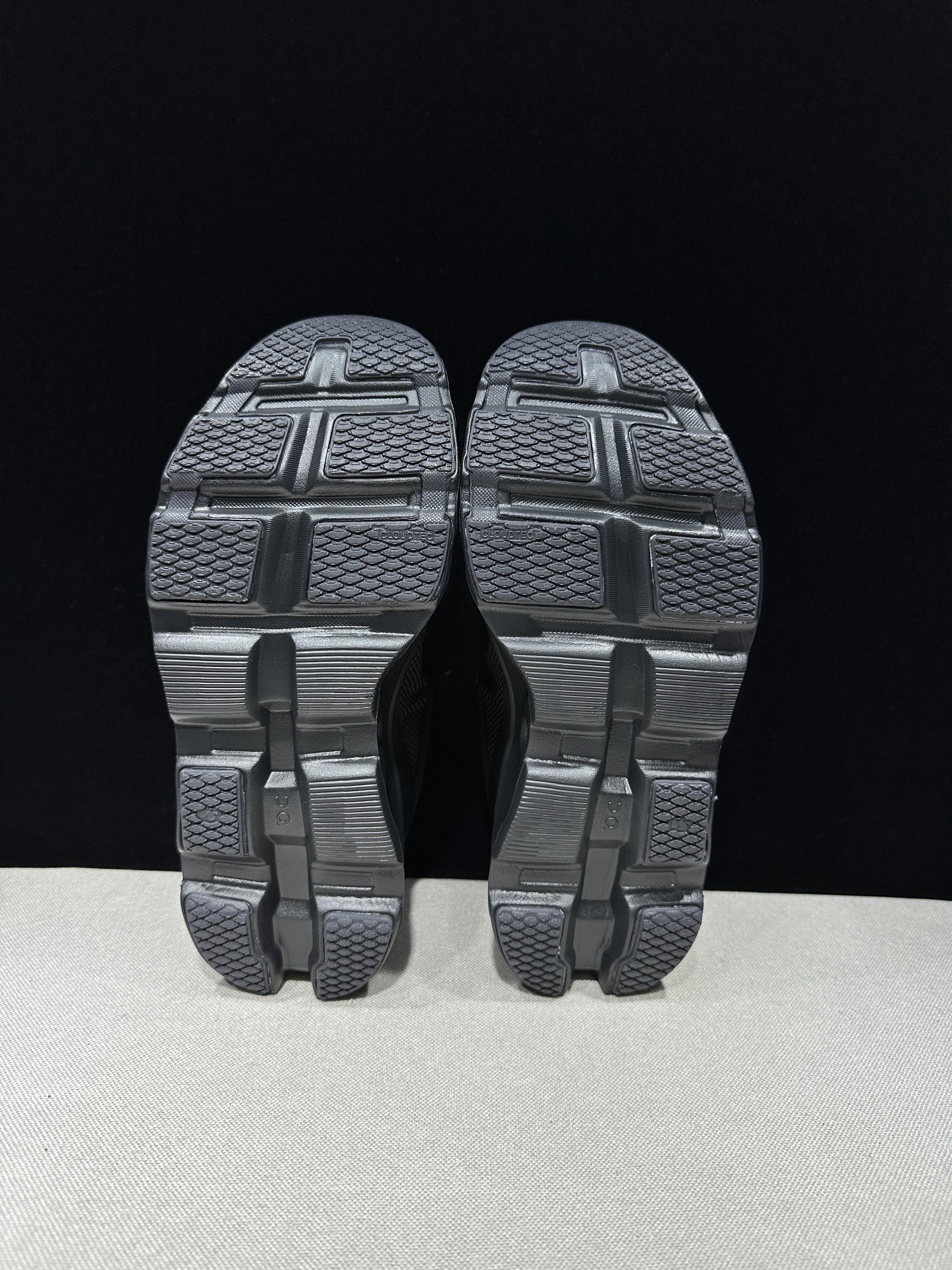 怪兽二代Cloudmonster 2 X PAF 二代联名款全黑36-45 · image 9