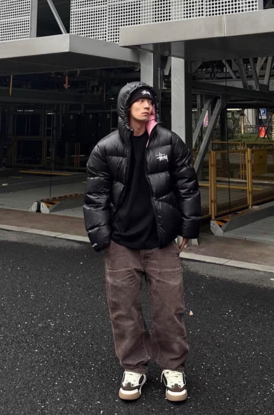P879  Stussy down jacket · image 22
