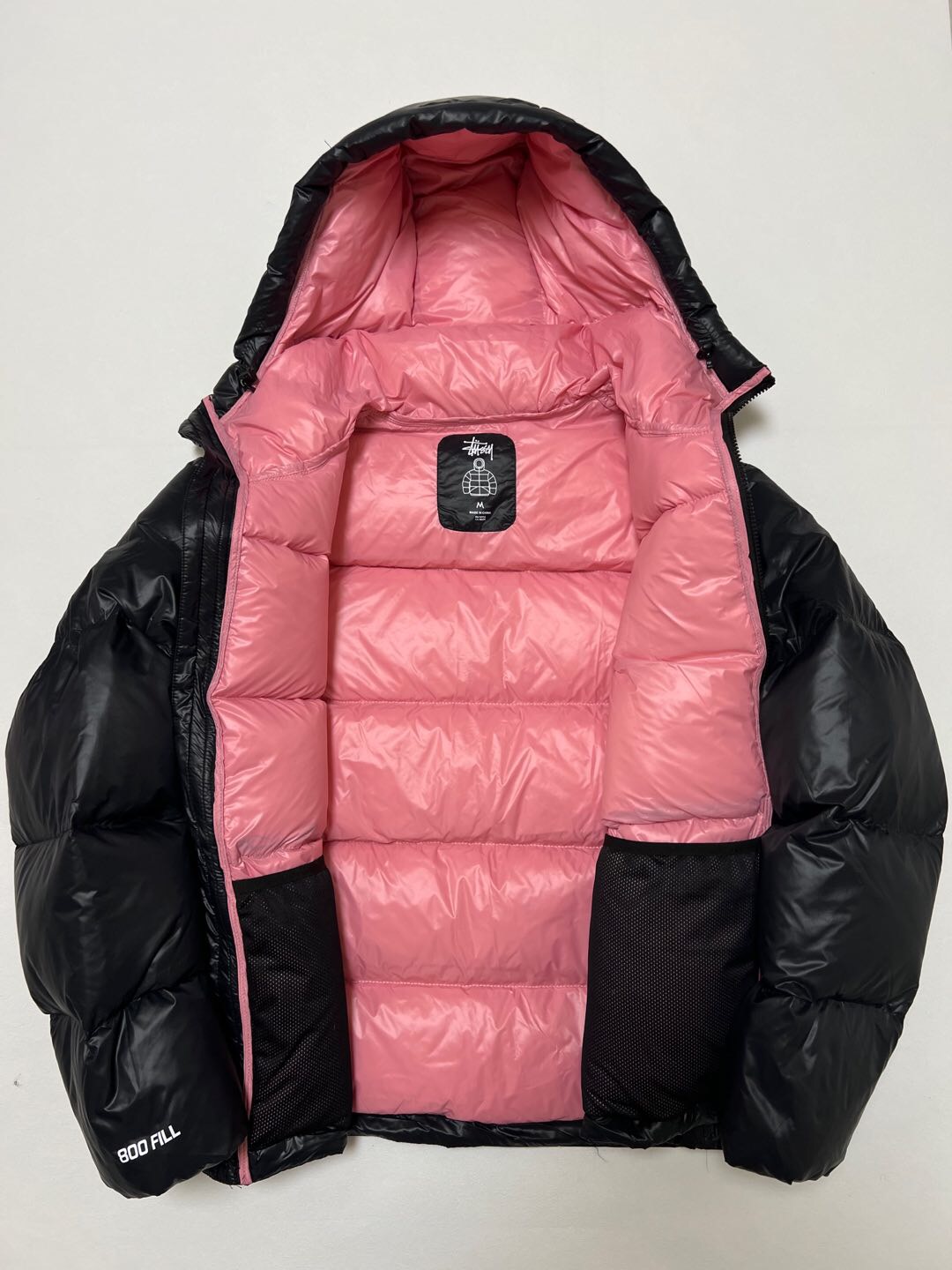 P879  Stussy down jacket · image 9