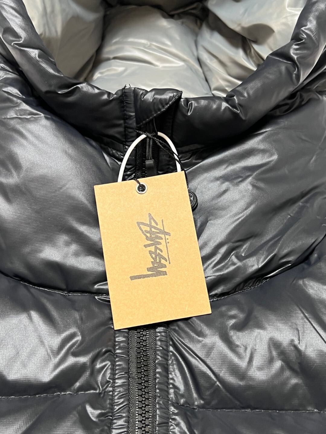 P879  Stussy down jacket · image 13