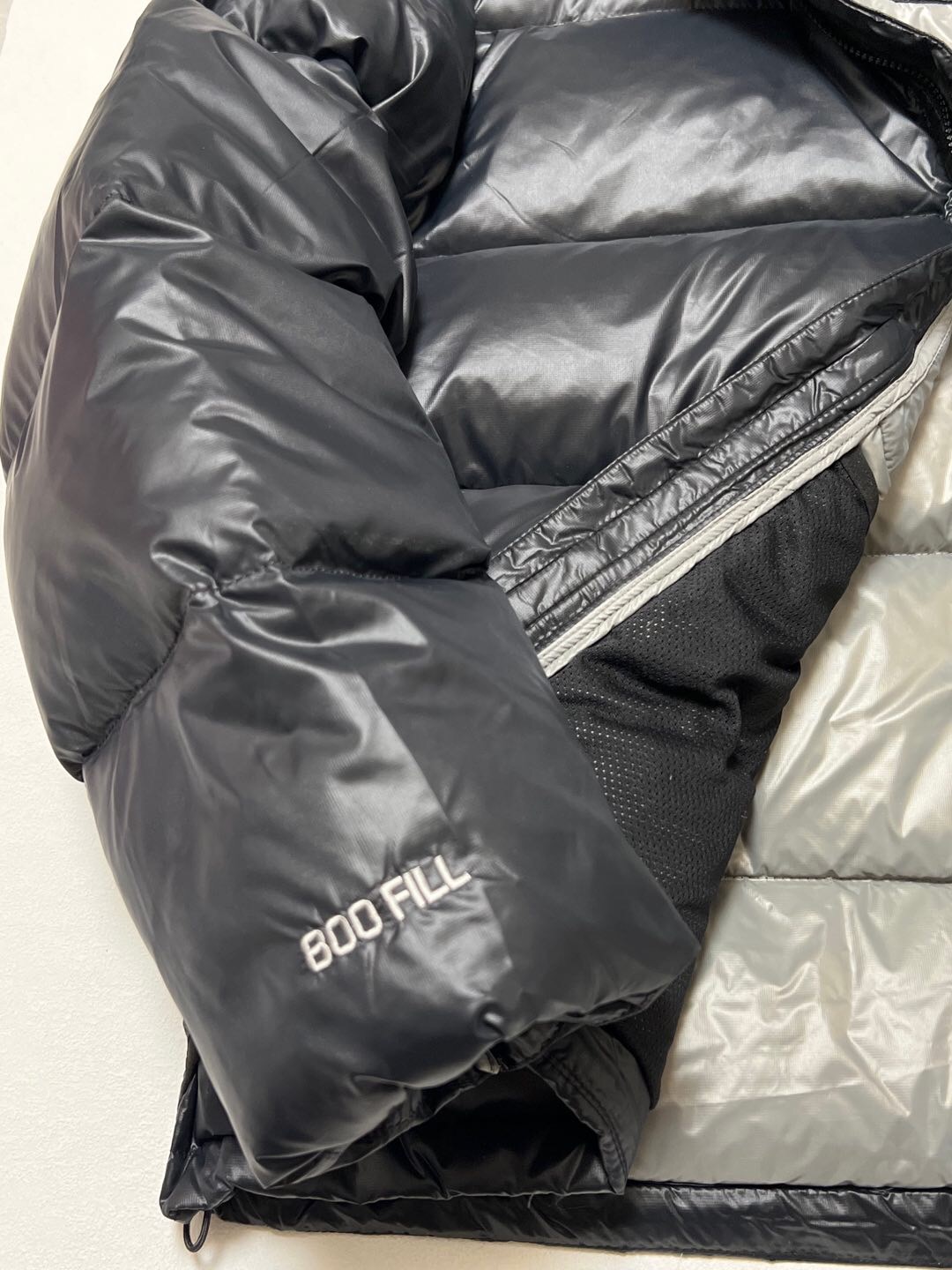P879  Stussy down jacket · image 6
